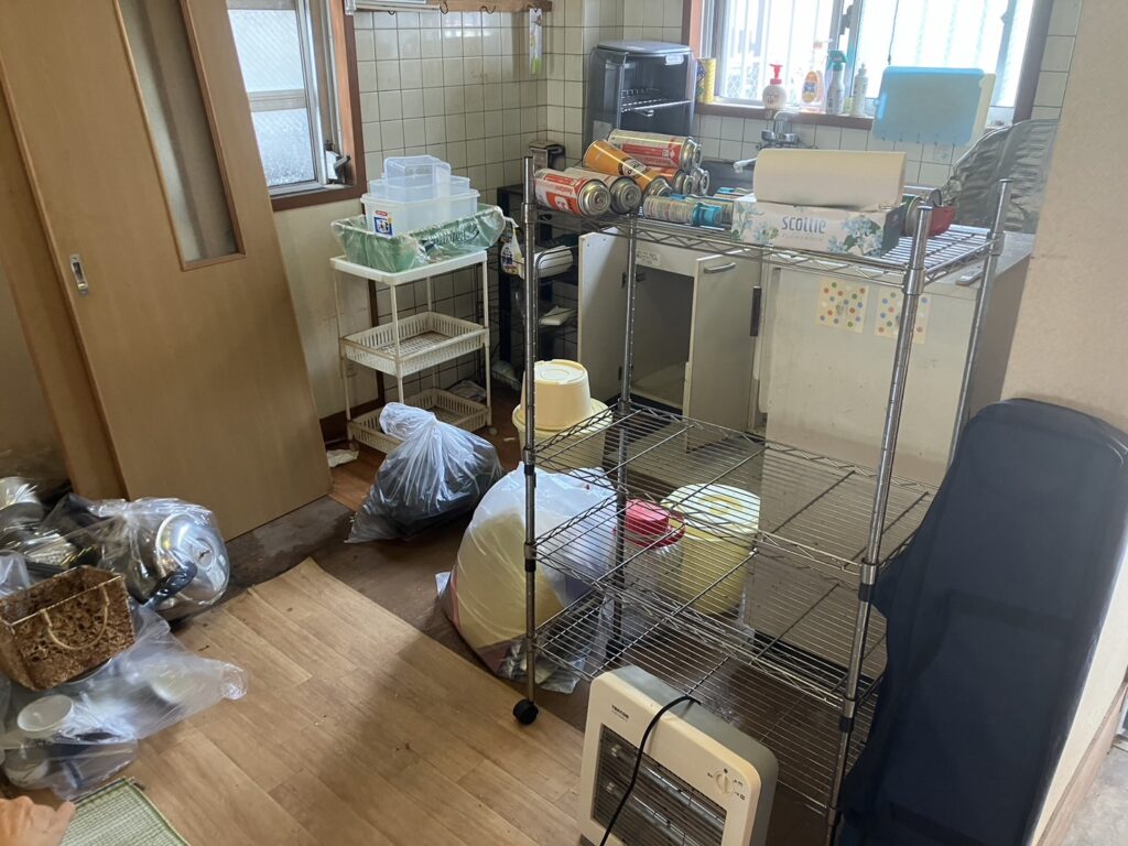 （練馬区 A様）建て替え前に家具・家電を一括不用品回収した事例