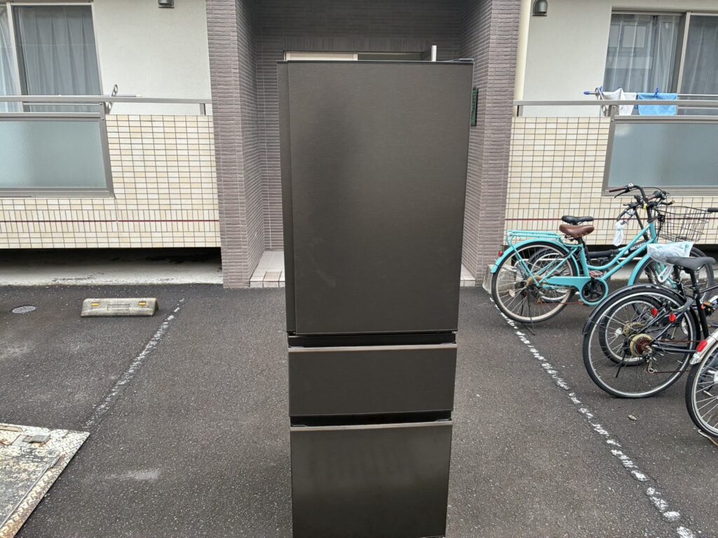 （中央区 H様）500L超の大型冷蔵庫を搬出・不用品回収した事例