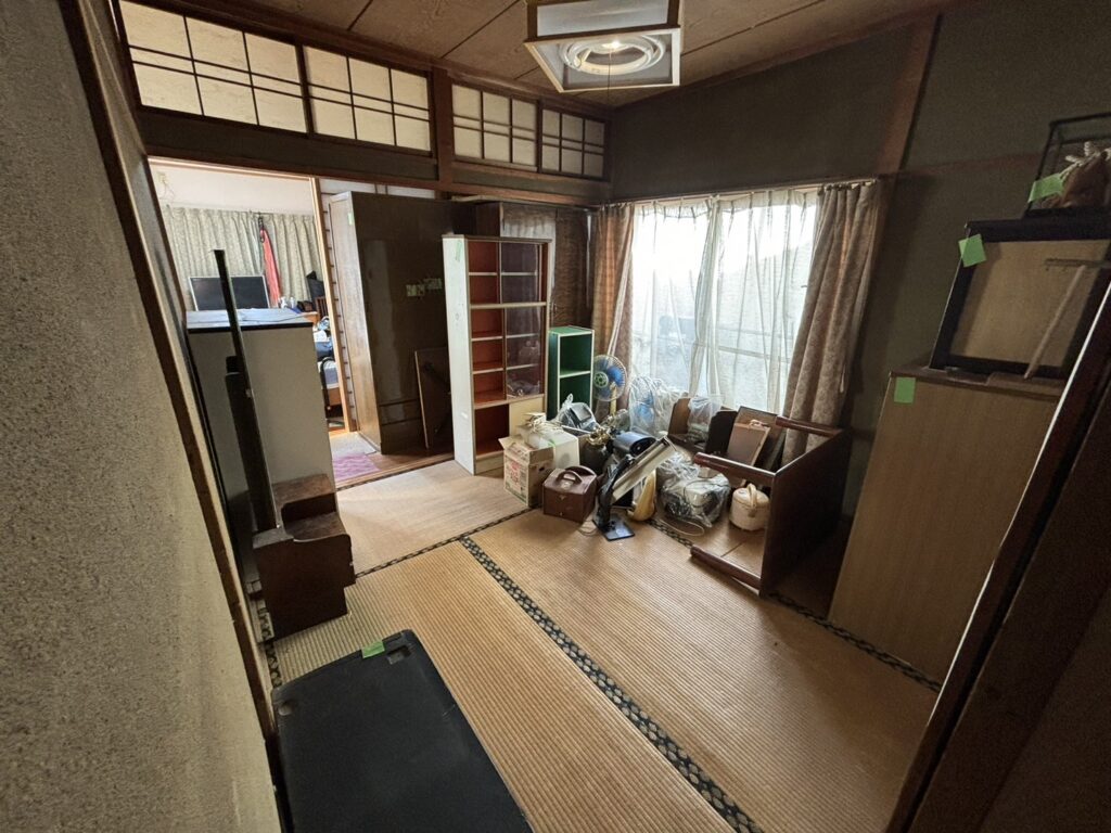 （中野区 A様）10年放置した部屋の大量不用品を回収した事例